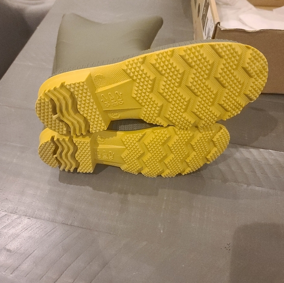 Kamik boots - Picture 5 of 5